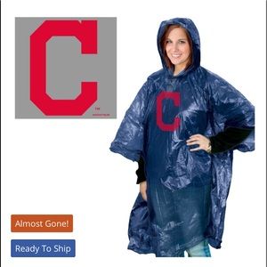 New In Pkg NBA Medium Weight Rain Unisex Poncho